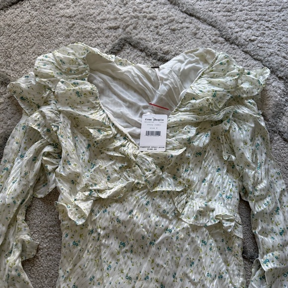 Free People Sweetest Thing Mini Dress sweet floral cream blue ruffle 8 new - Picture 8 of 14